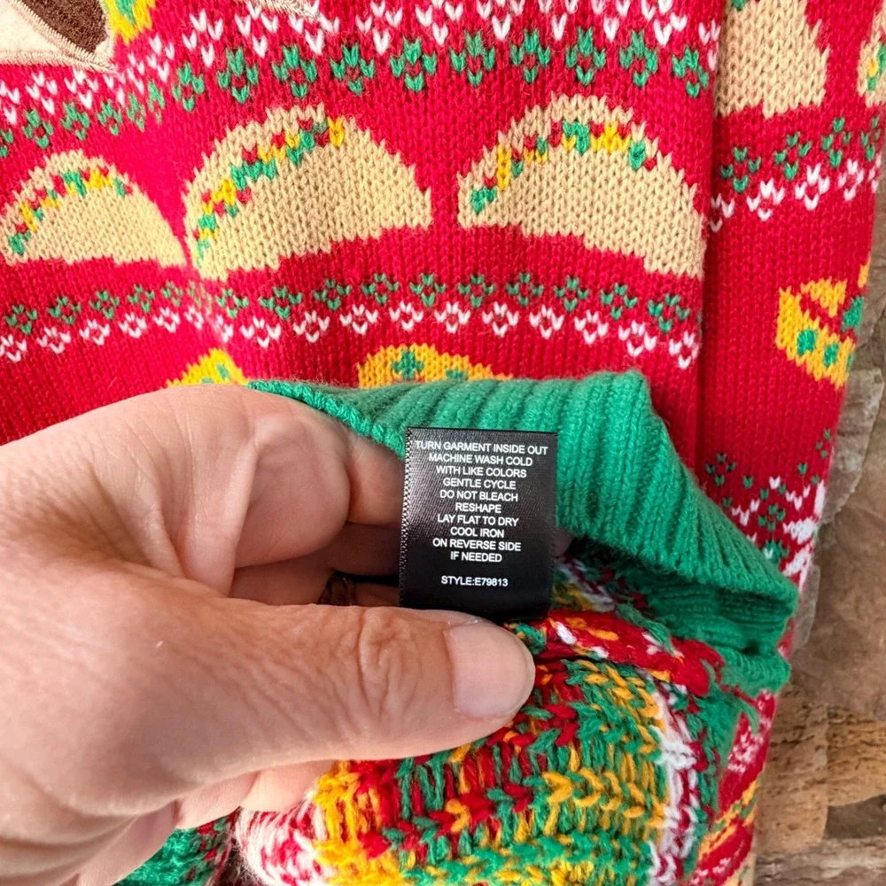 Blizzard Bay Men Small Sweater Taco Sombrero Ugly Christmas Red Green Oversized